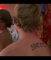Ashton Kutcher 5c4d3f8ba02f7.png