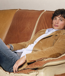 Tom Welling 5c4f2b1bc6f5a.jpeg
