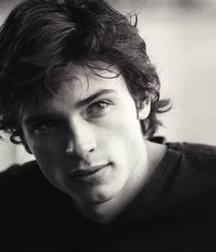 Tom Welling 5c4f2b23564e9.jpeg