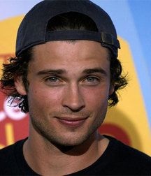 Tom Welling 5c4f2b26c9710.jpg