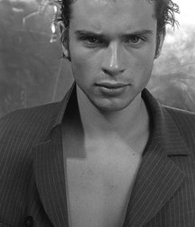 Tom Welling 5c4f2b4245670.jpeg