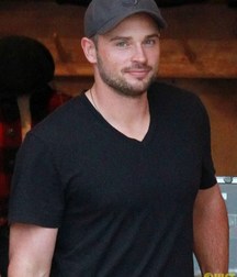 Tom Welling 5c4f2b8aee8c2.jpg