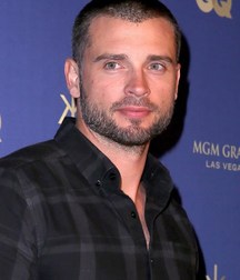 Tom Welling 5c4f2b8f05447.jpg