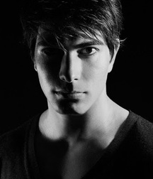 Brandon Routh 5c4f44f5af4ba.jpg