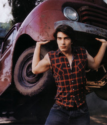 Brandon Routh 5c4f44fb16936.jpg