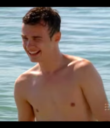 Brenton Thwaites 5c4fee02e3c00.png