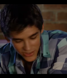 Brenton Thwaites 5c4fee0bb83e6.png