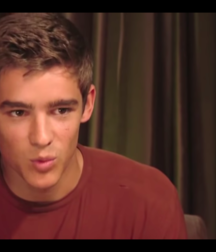 Brenton Thwaites 5c4fee12b11ec.png