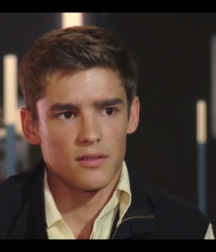 Brenton Thwaites 5c4fee19cc716.png