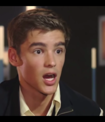 Brenton Thwaites 5c4fee22a4219.png