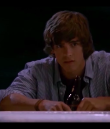 Brenton Thwaites 5c4fee2ec1abf.png