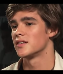 Brenton Thwaites 5c4fee481816c.png