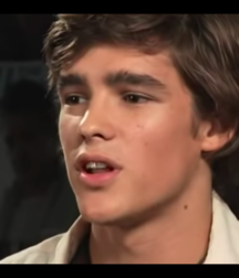Brenton Thwaites 5c4fee493e710.png