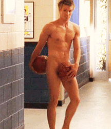 Chad Michael Murray 5c6739b7554ce.gif