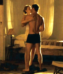 Zac Efron 5c683fc442f0e.gif