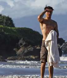 Zac Efron 5c683fd41adbe.jpg