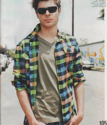 Zac Efron 5c683fff4d6cb.jpg