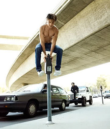 Zac Efron 5c6840115450b.jpg