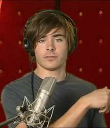 Zac Efron 5c68402cd0b4d.jpg