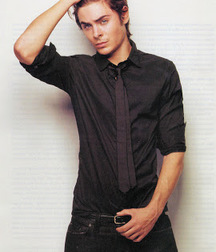 Zac Efron 5c68403b5b483.jpg