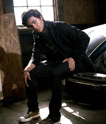 Zac Efron 5c684045521cb.jpg