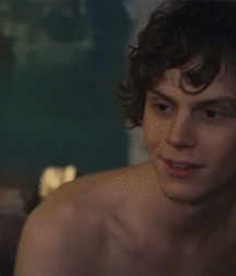 Evan Peters