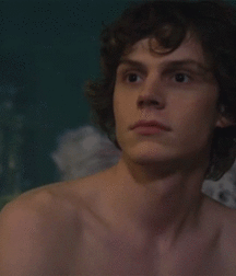 Evan Peters 5c6fac04333af.gif