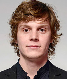 Evan Peters 5c6fac38f1127.jpg