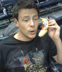 Cory Monteith 5c758aa34722f.jpg