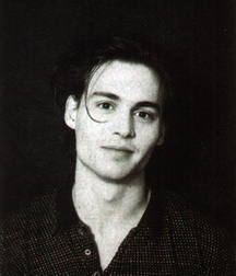 Young Johnny Depp 5c75e10e2e956.jpg