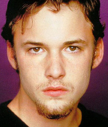 More Brad Renfro 5c75e1947e9af.jpg