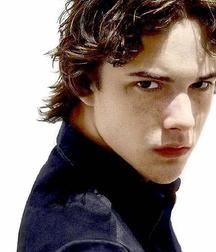 More Brad Renfro 5c75e19c08e6f.jpg