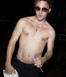 More Brad Renfro 5c75e19e2c151.jpg