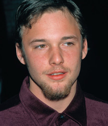 More Brad Renfro 5c75e1a1733ad.jpg