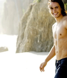 Taylor Kitsch 5c93d68b434e5.jpg