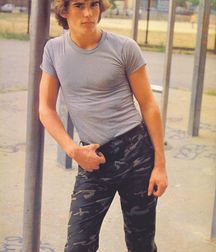 More Matt Dillon 5caeb1796c397.jpg