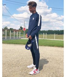 Survet & tess 5d9093d4060d4.jpg