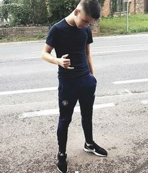 Survet & tess 2 5d989bfb531f4.jpg