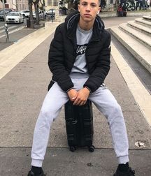 Survet & Tess 3 5dbe8db03334d.jpg