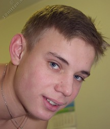 Jheros 5ddbfdf44f449.jpg