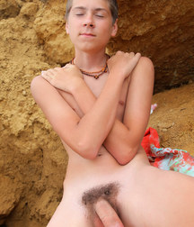 Alex Oliver  5de4ceccb1b35.jpg