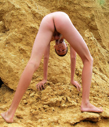 Alex Oliver  5de4d02f3f5d1.jpg