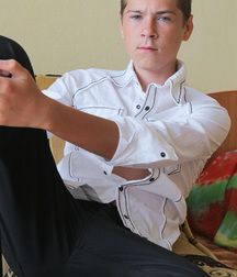 Alex Oliver  5de4d125c3515.jpg