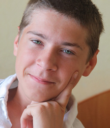 Alex Oliver  5de4d1288494e.jpg