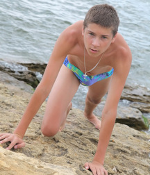 Alex Oliver  5de4d47854588.jpg