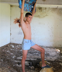 Alex Oliver  5de4d50cf1726.jpg