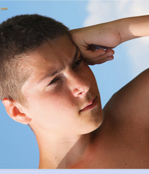 Alex Oliver  5de4d5bfc459a.jpg