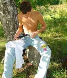 Alex Outdoors 5de4dc41d8520.jpg