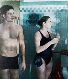 uns gifs 5c4db34f7d6c0.gif