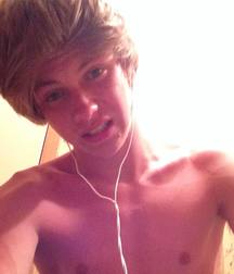 hot stuff 5c5210784401a.jpg